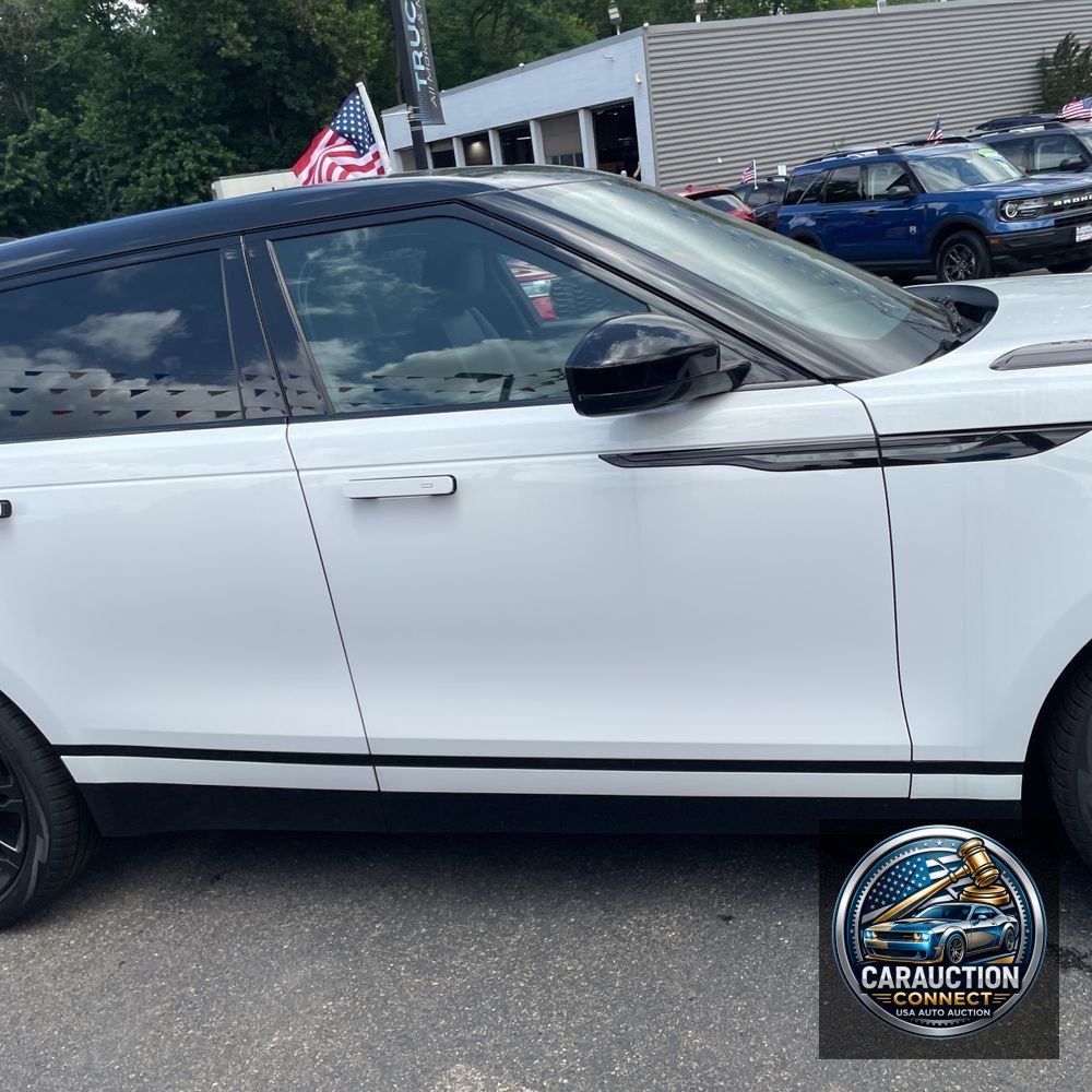 2024 Land Rover Range Rover Velar P250 Dynamic SE