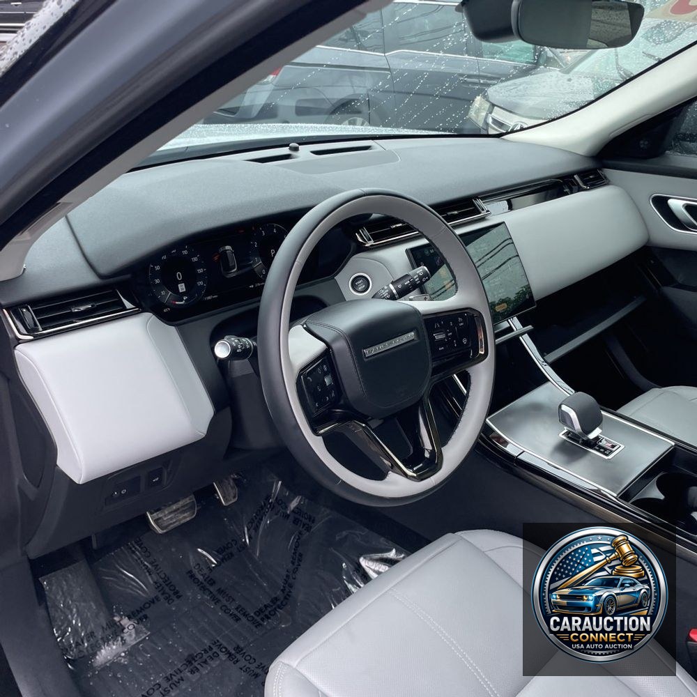 2025 Land Rover Range Rover Velar P250 Dynamic SE