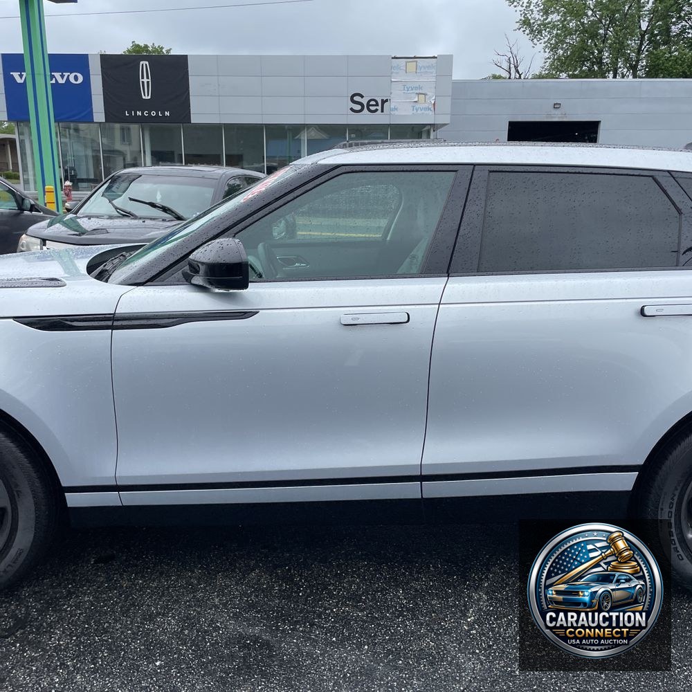 2025 Land Rover Range Rover Velar P250 Dynamic SE