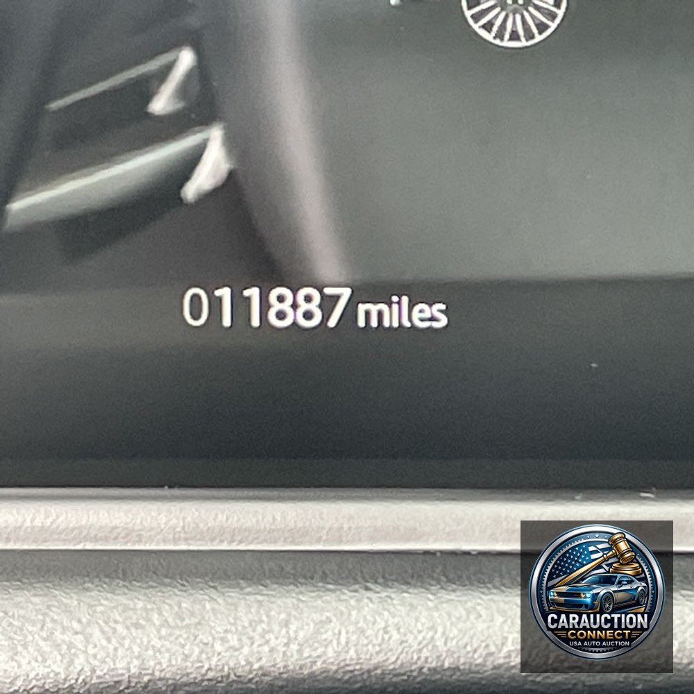 2025 Land Rover Range Rover Velar P250 Dynamic SE