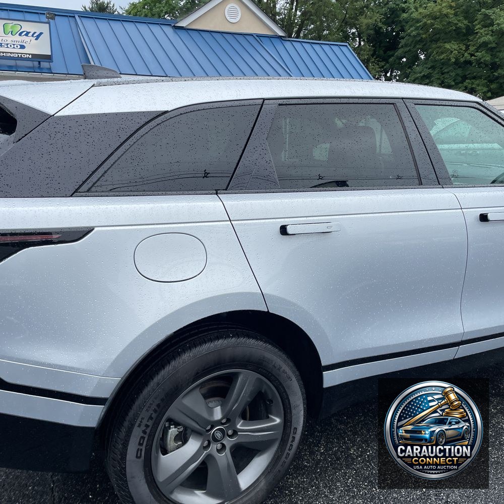 2025 Land Rover Range Rover Velar P250 Dynamic SE