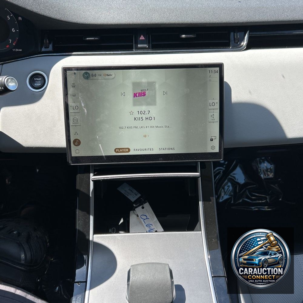 2024 Land Rover Range Rover Evoque P250 Dynamic SE