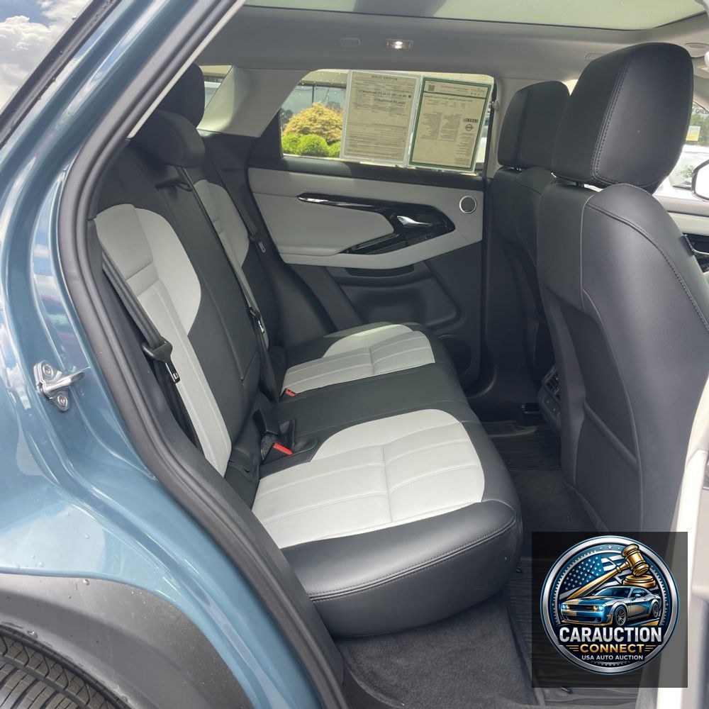 2025 Land Rover Range Rover Evoque Dynamic SE P250