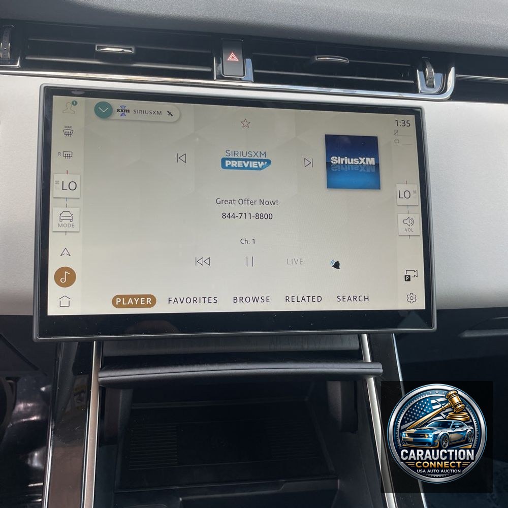 2025 Land Rover Range Rover Evoque Dynamic SE P250