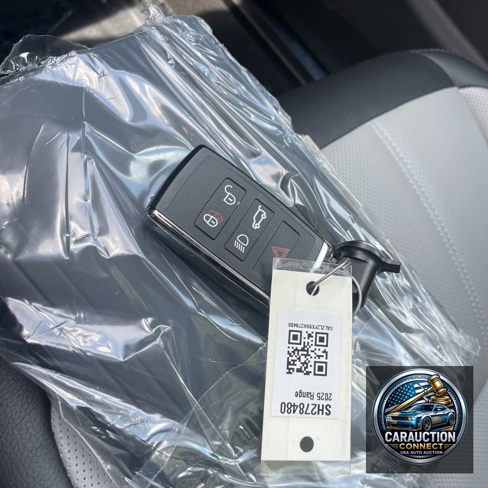 2025 Land Rover Range Rover Evoque Dynamic SE P250