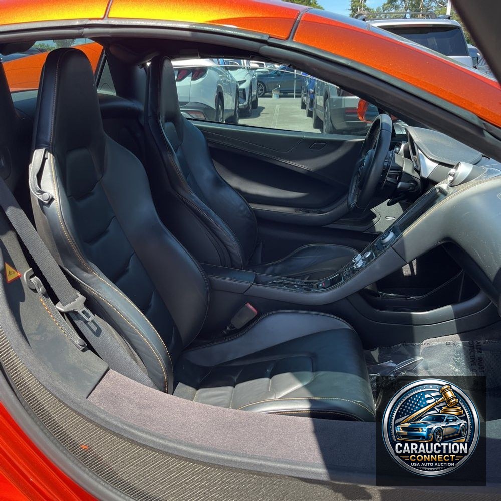 2013 McLaren MP4-12C Spider
