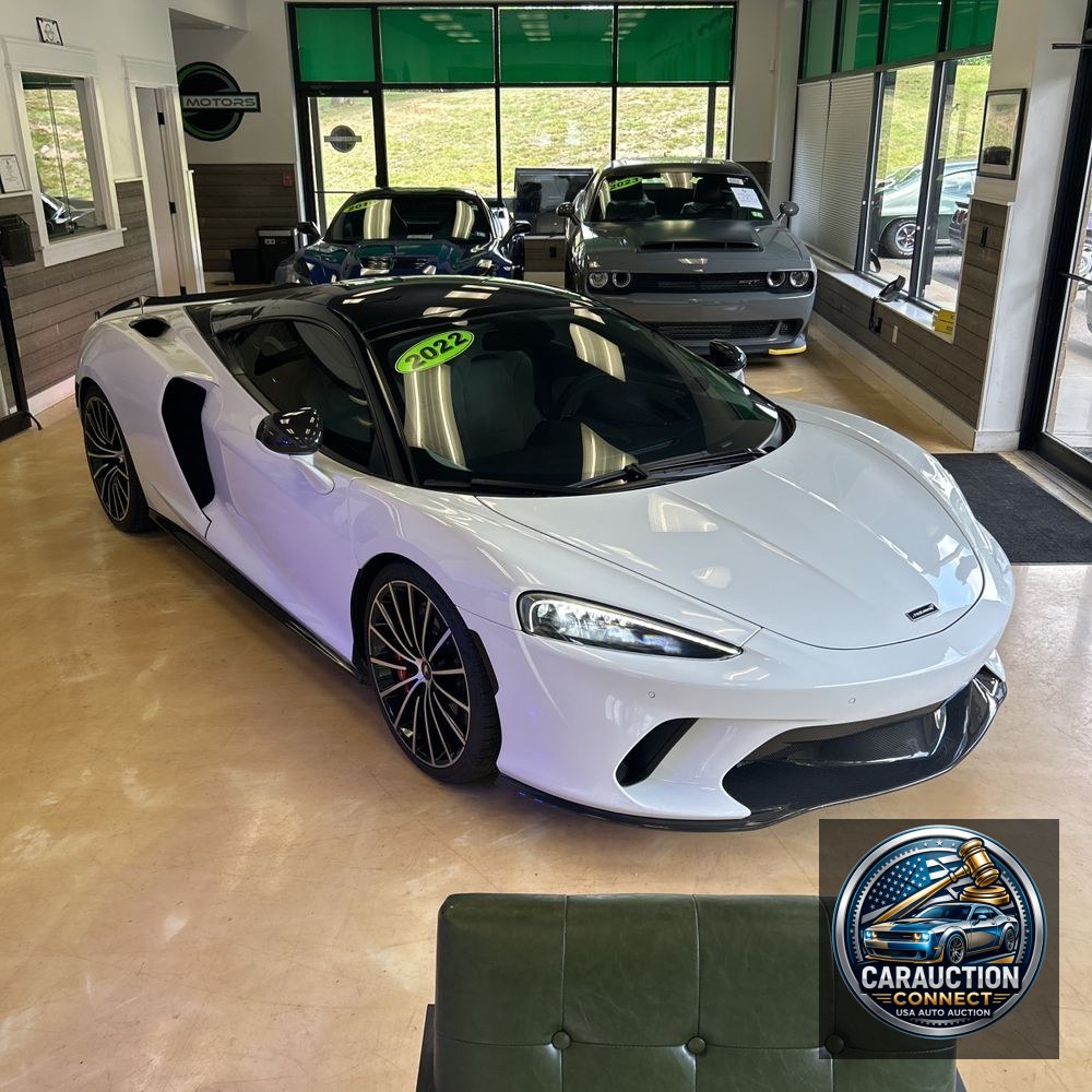 2022 McLaren GT Base 2D Coupe