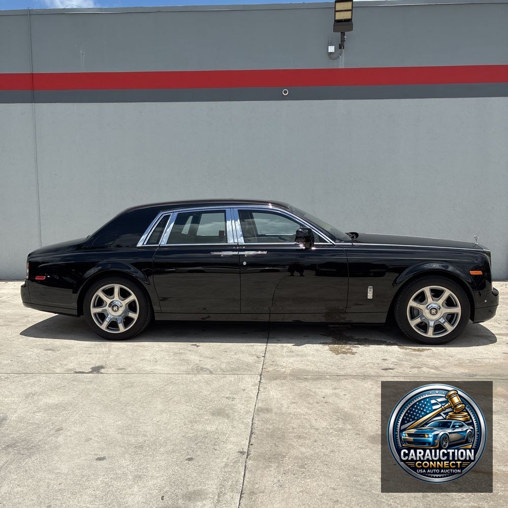 2014 Rolls-Royce Phantom Base