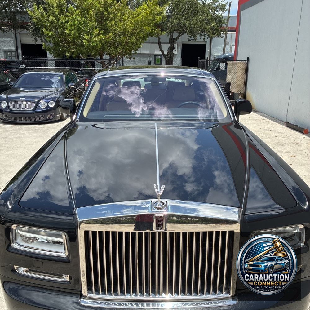 2014 Rolls-Royce Phantom Base