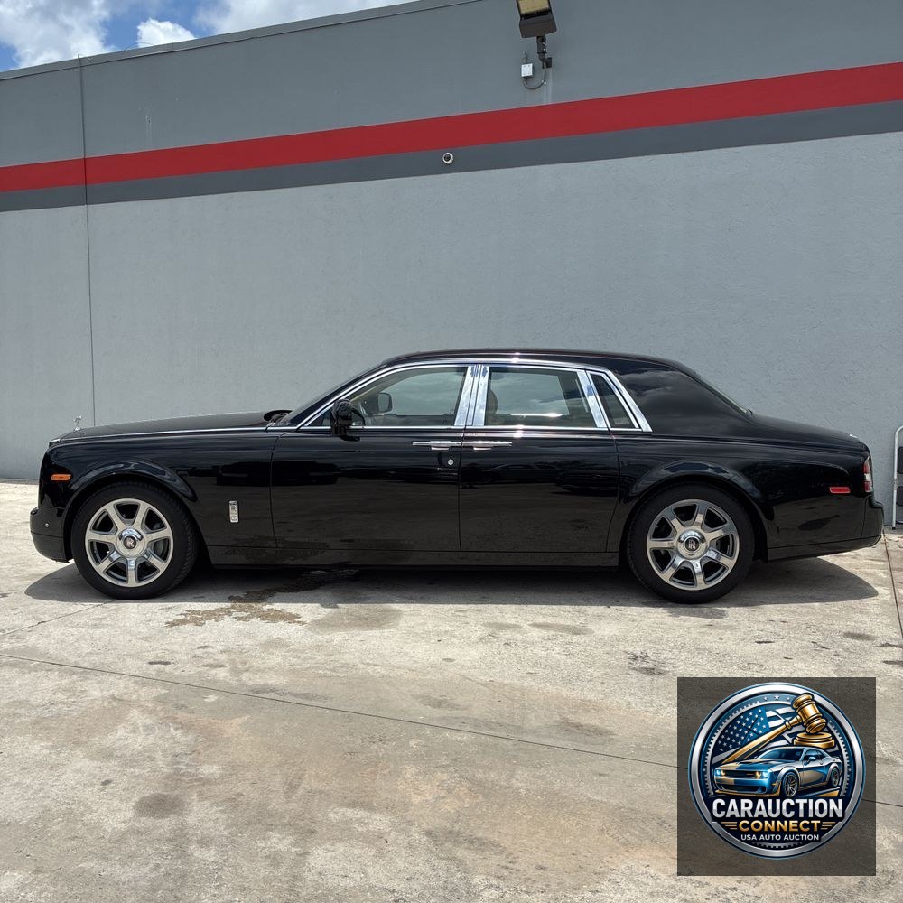2014 Rolls-Royce Phantom Base