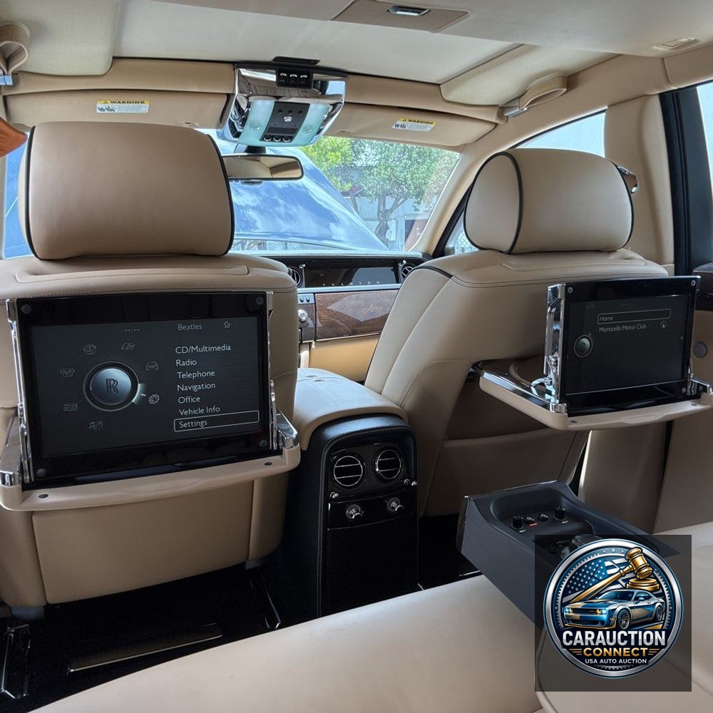 2014 Rolls-Royce Phantom Base