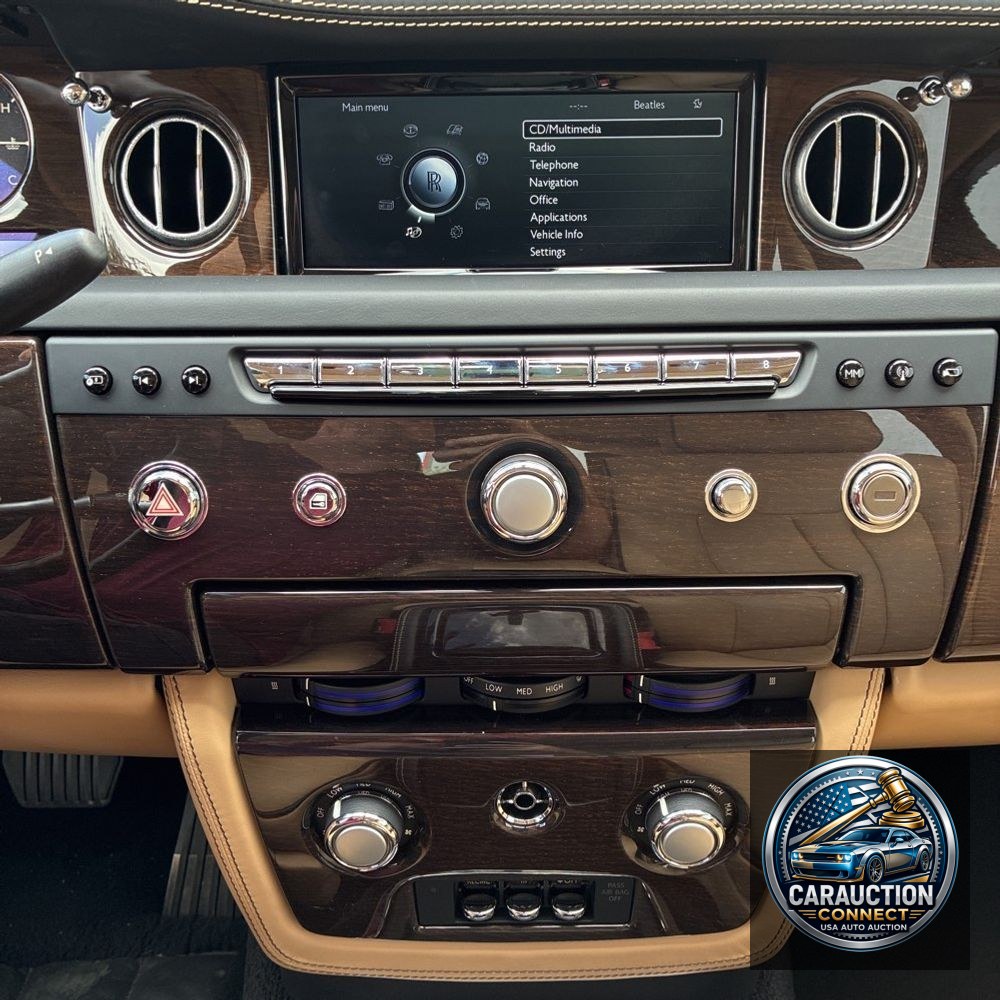 2014 Rolls-Royce Phantom Base