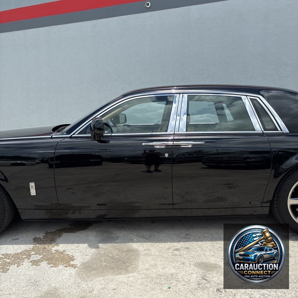 2014 Rolls-Royce Phantom Base