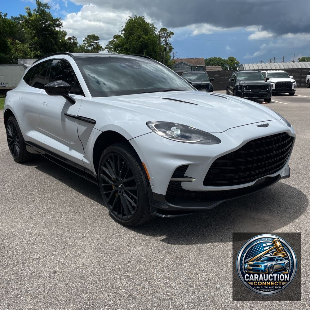 2023 Aston Martin DBX 707