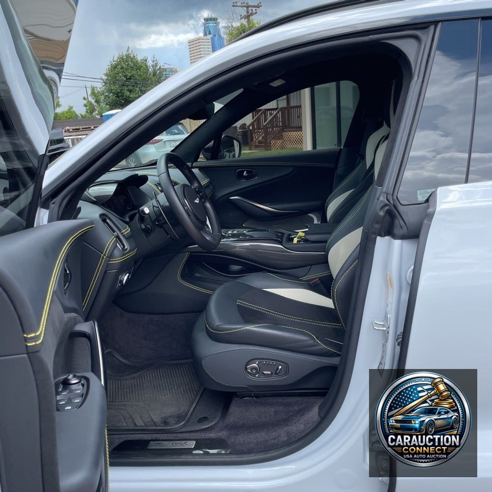 2023 Aston Martin DBX 707