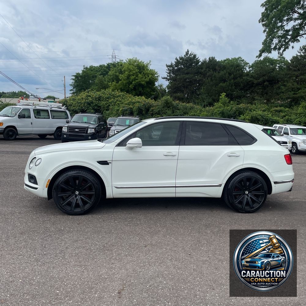 2017 Bentley Bentayga Base
