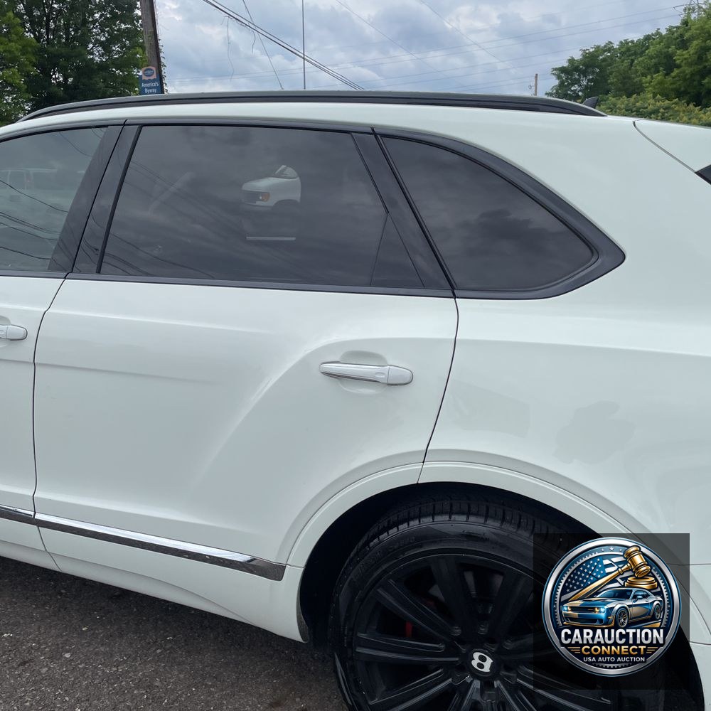 2017 Bentley Bentayga Base