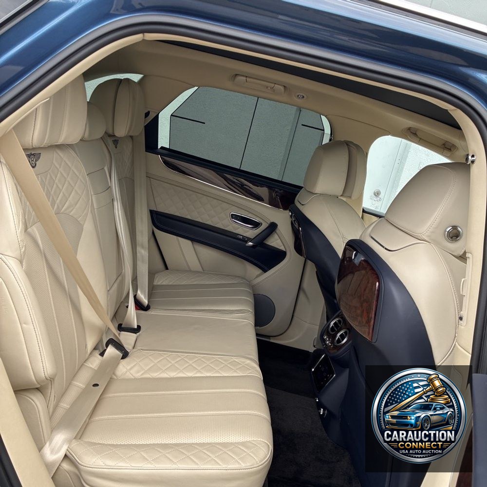 2017 Bentley Bentayga Base