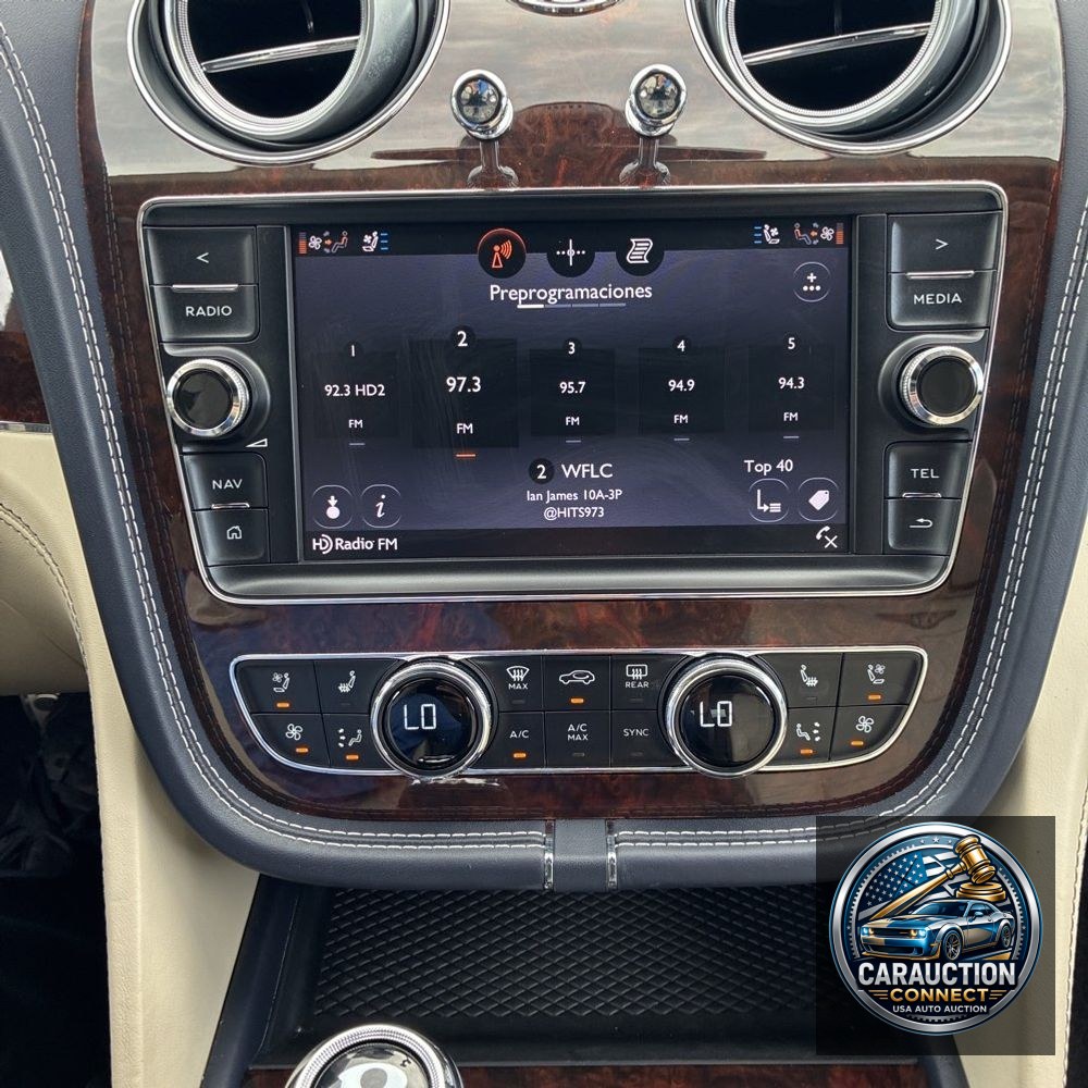 2017 Bentley Bentayga Base