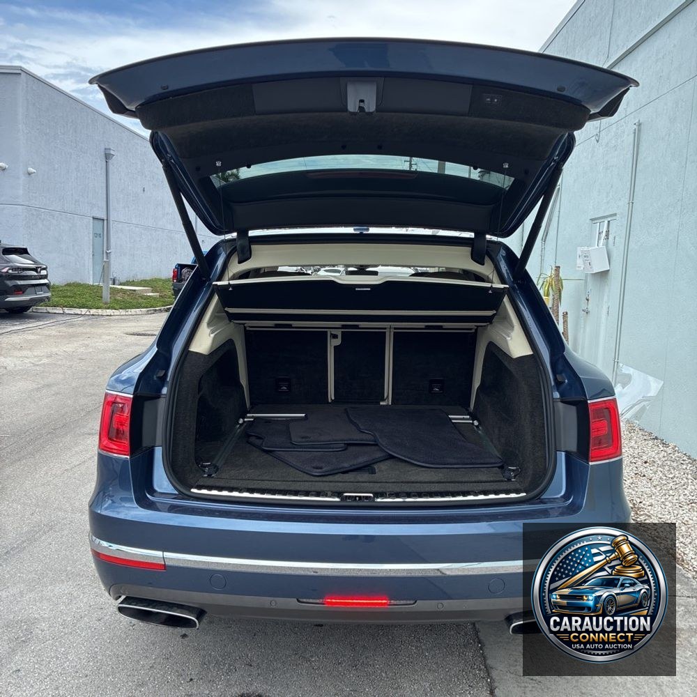 2017 Bentley Bentayga Base