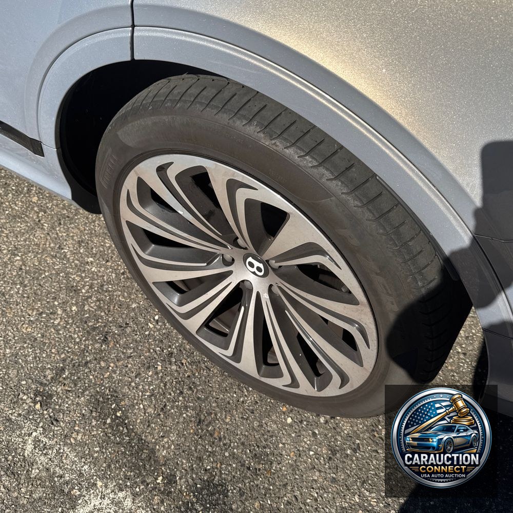 2021 Bentley Bentayga V8