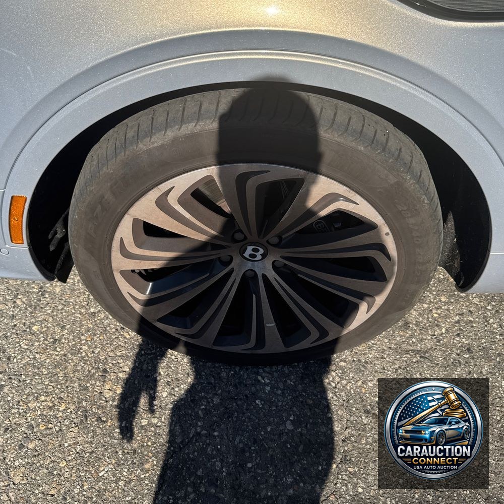 2021 Bentley Bentayga V8