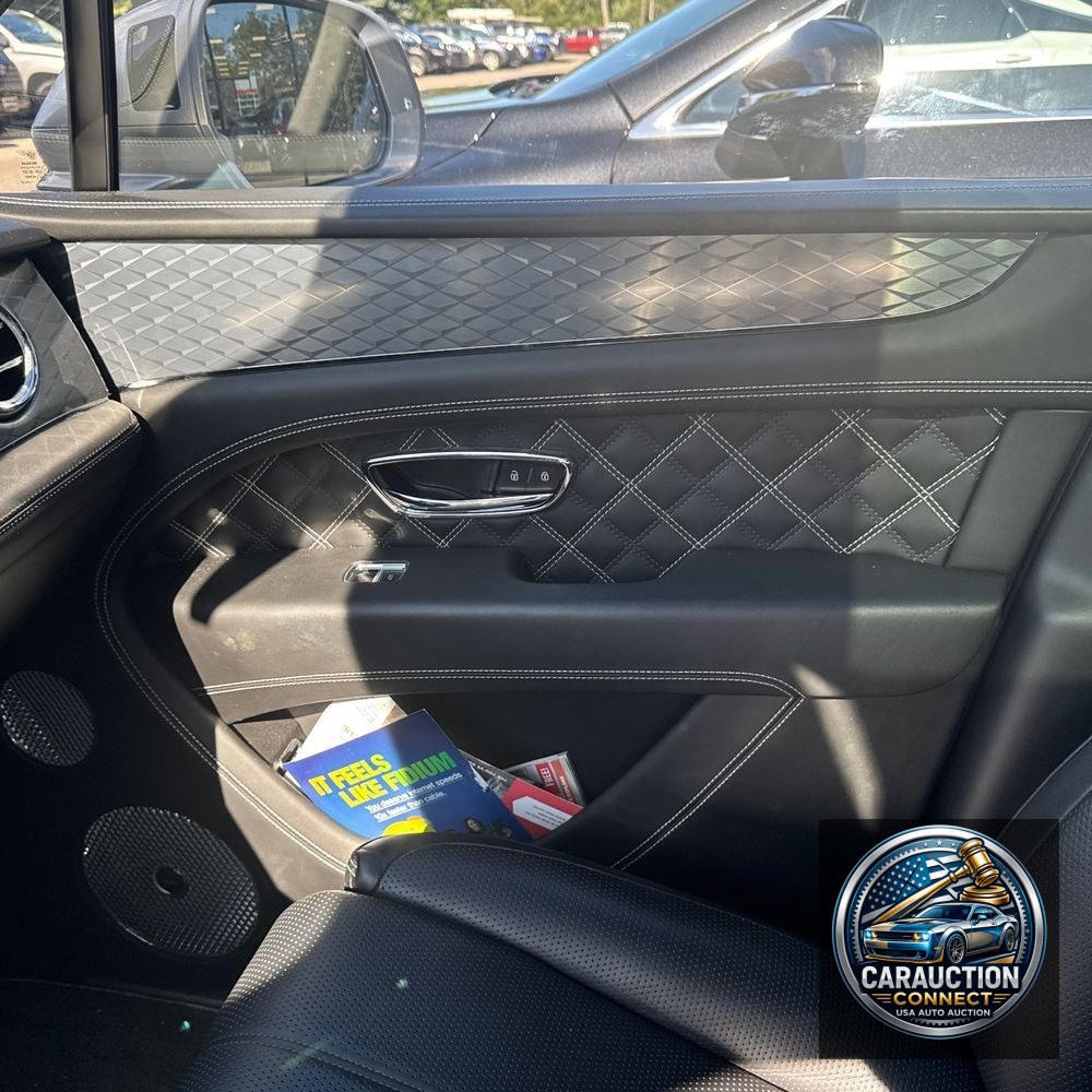 2021 Bentley Bentayga V8