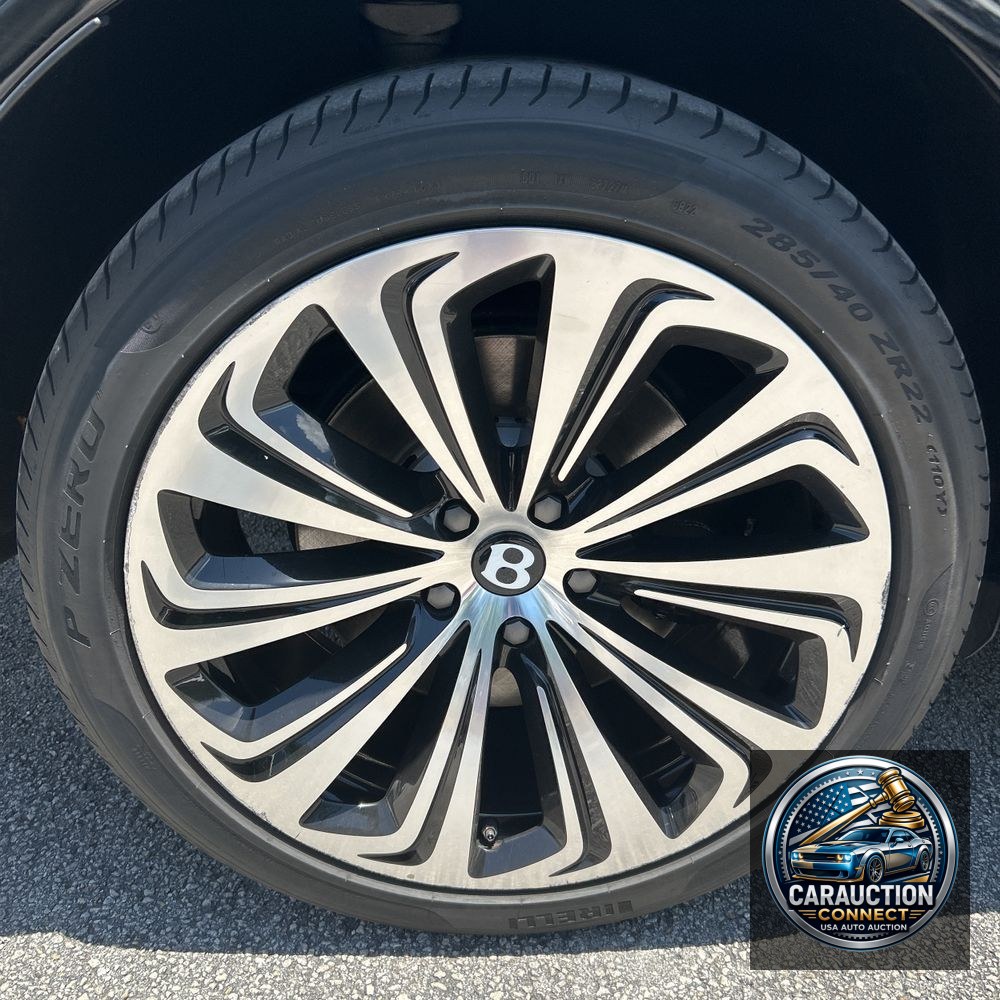 2021 Bentley Bentayga V8