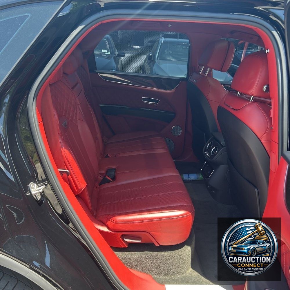 2021 Bentley Bentayga V8