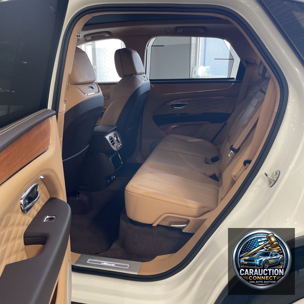 2024 Bentley Bentayga Base