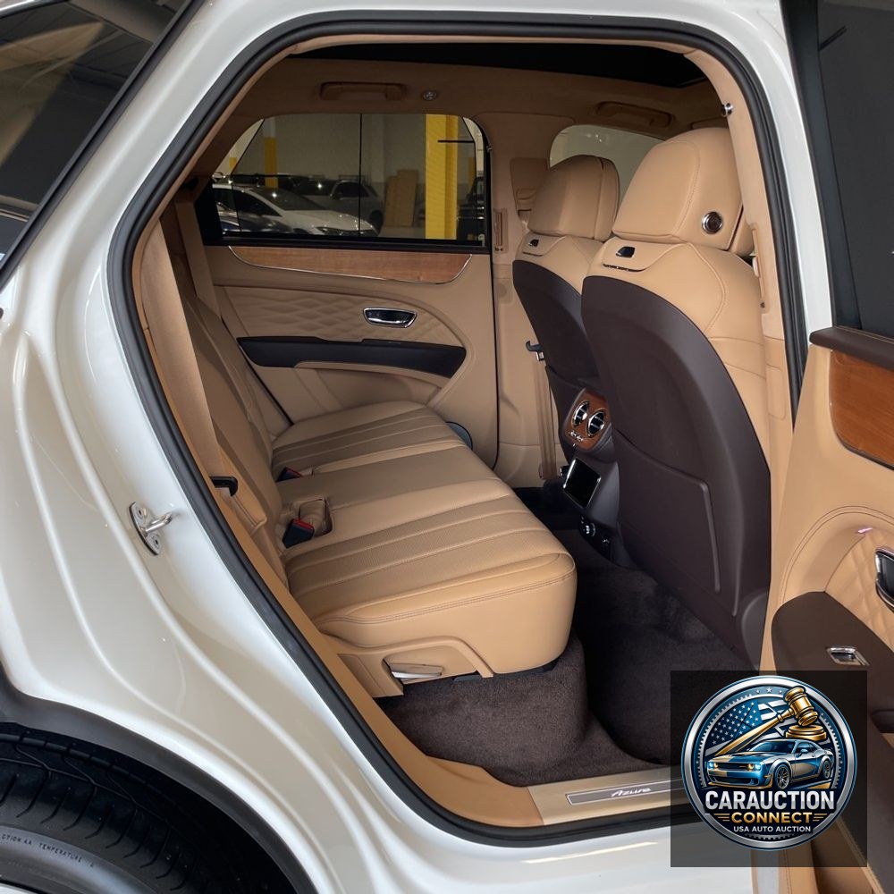 2024 Bentley Bentayga Base