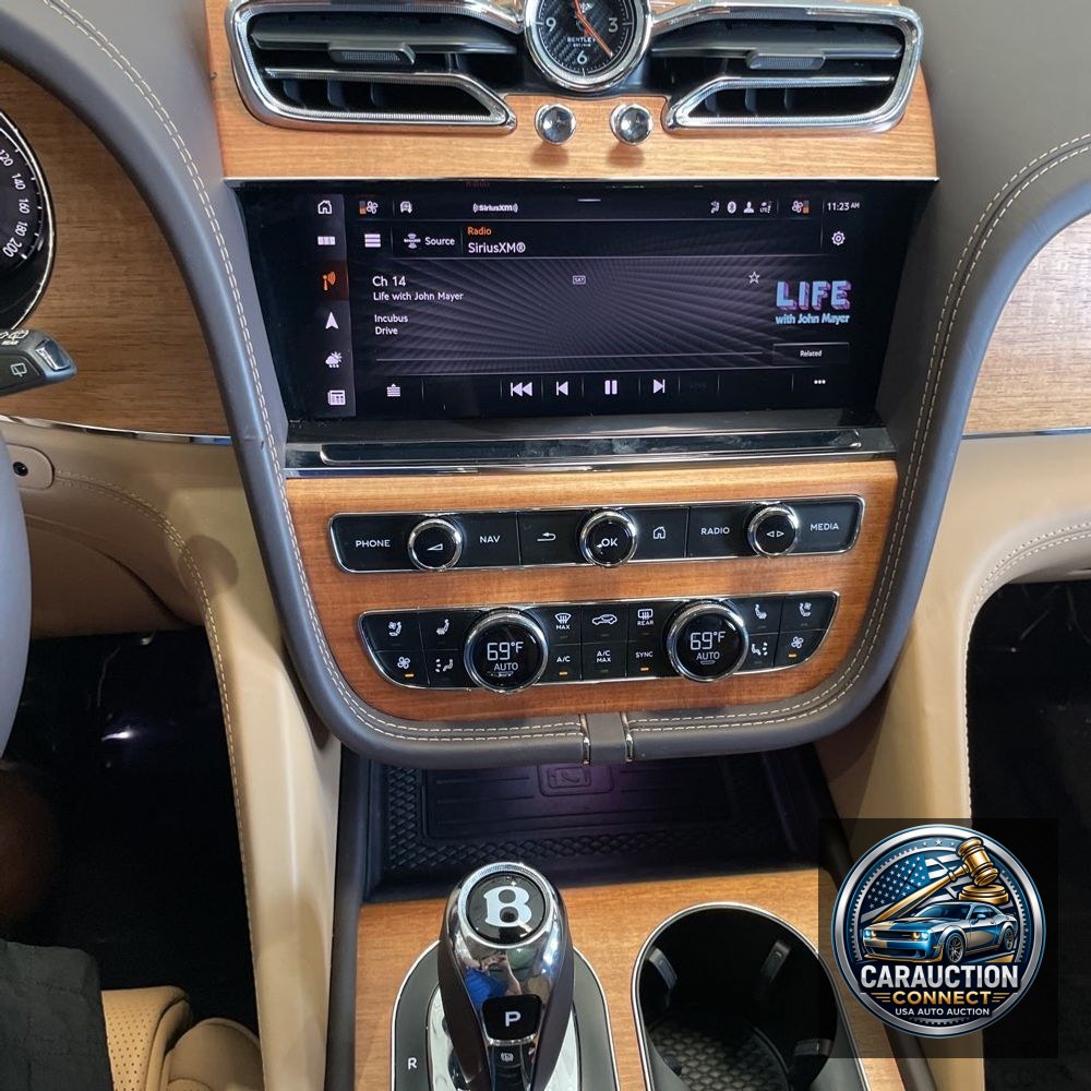2024 Bentley Bentayga Base