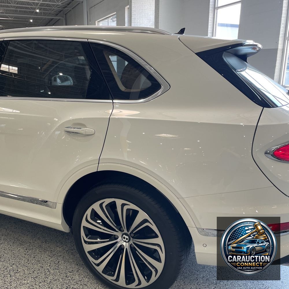 2024 Bentley Bentayga Base