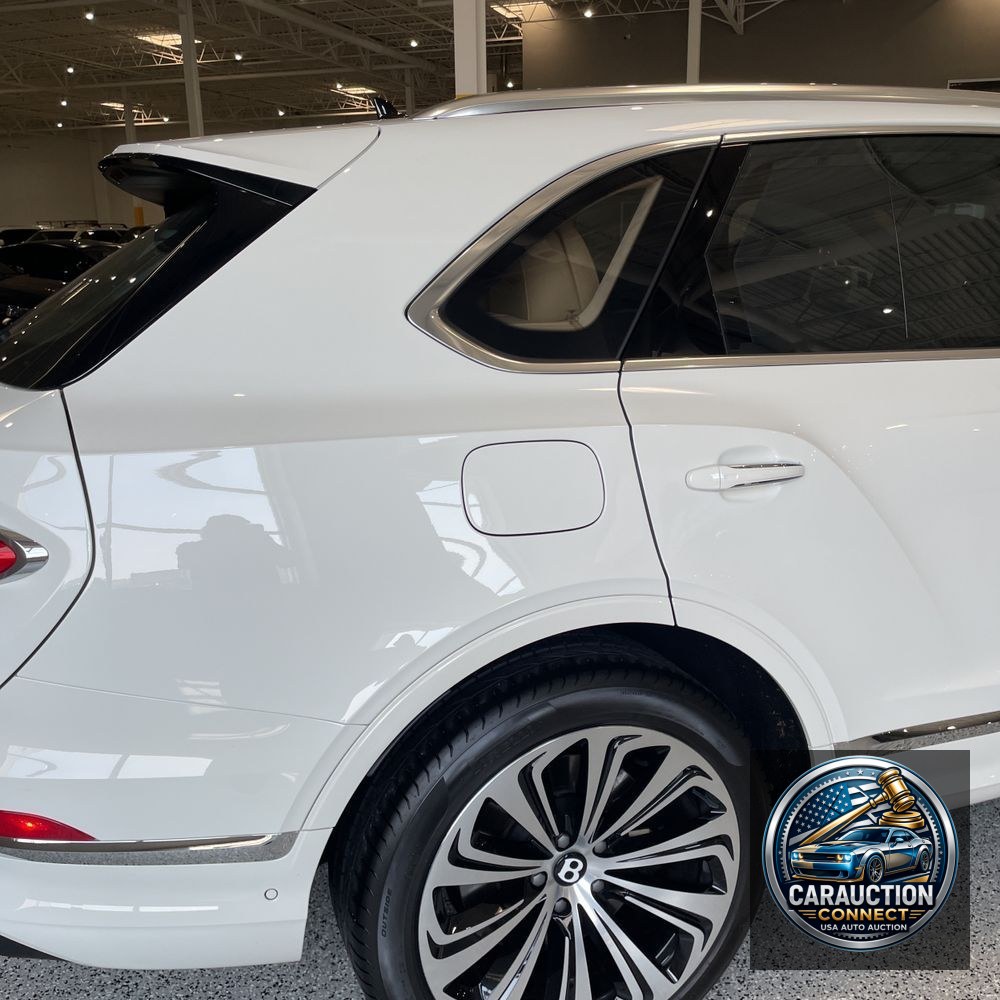 2024 Bentley Bentayga Base