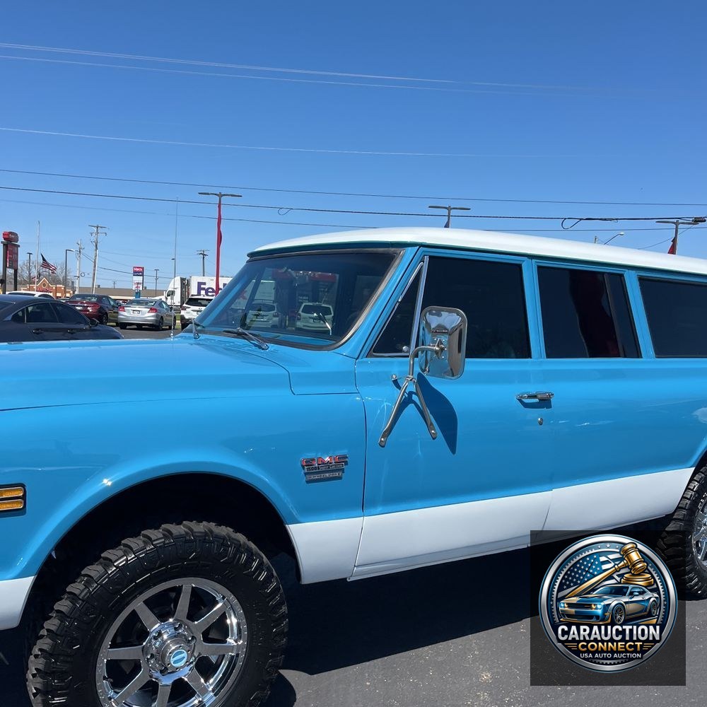 1972 GMC Suburban 1500 Super Custom
