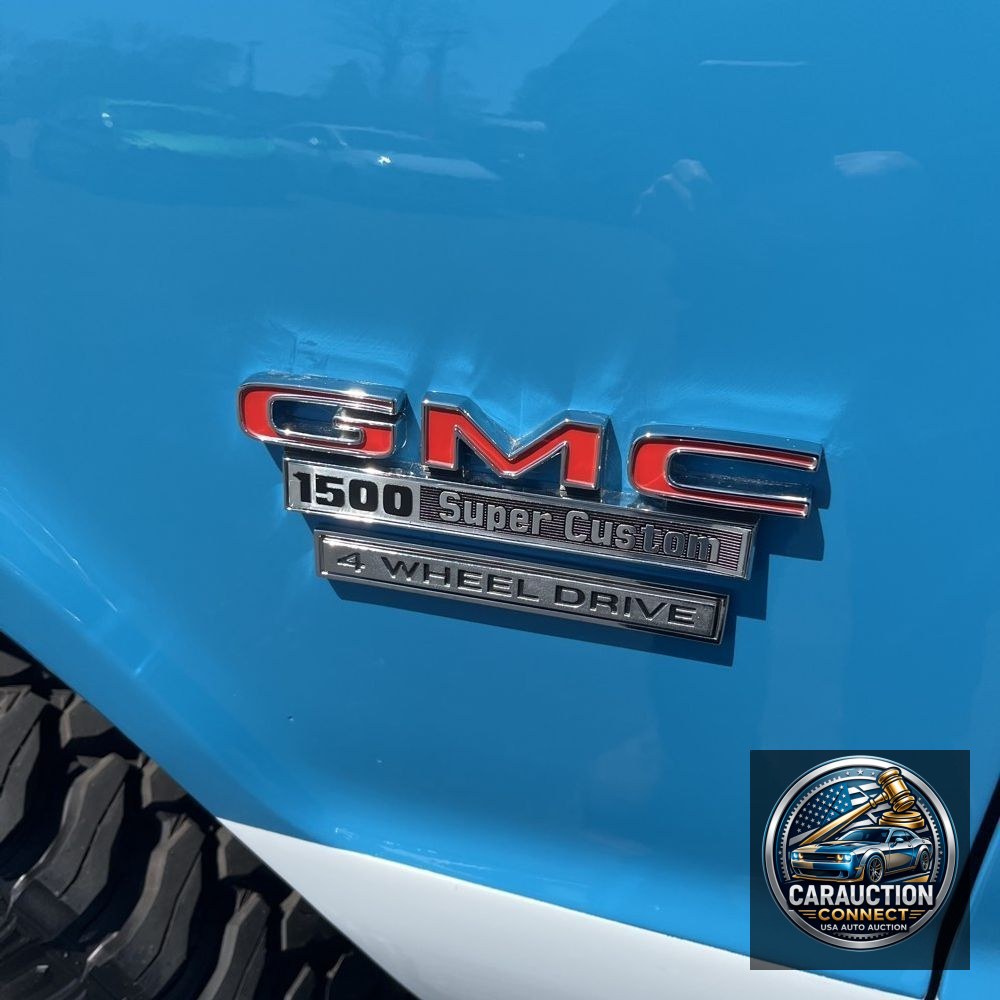 1972 GMC Suburban 1500 Super Custom