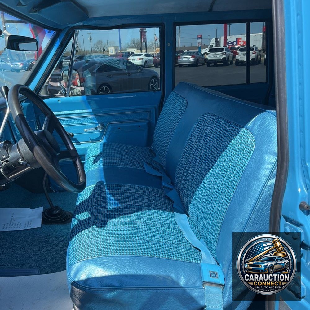 1972 GMC Suburban 1500 Super Custom