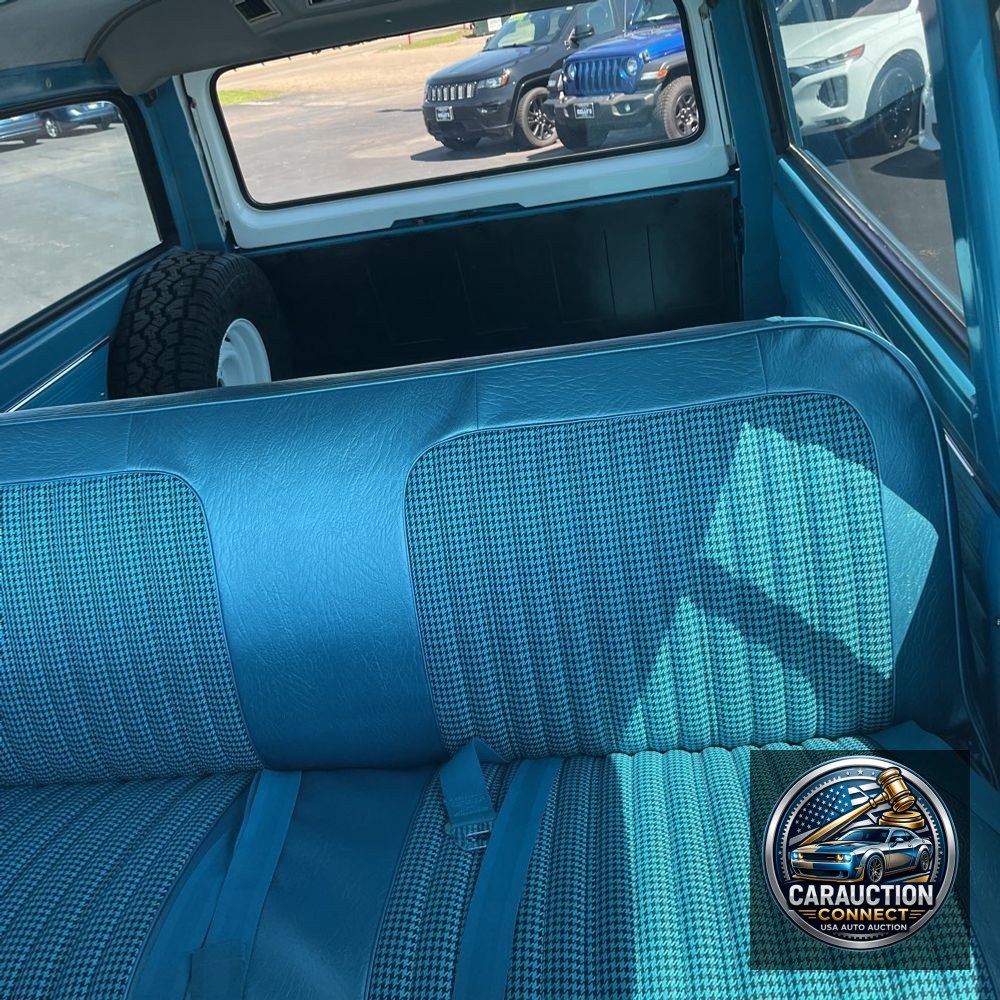 1972 GMC Suburban 1500 Super Custom