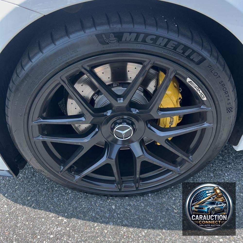 2021 Mercedes-Benz AMG GT 63