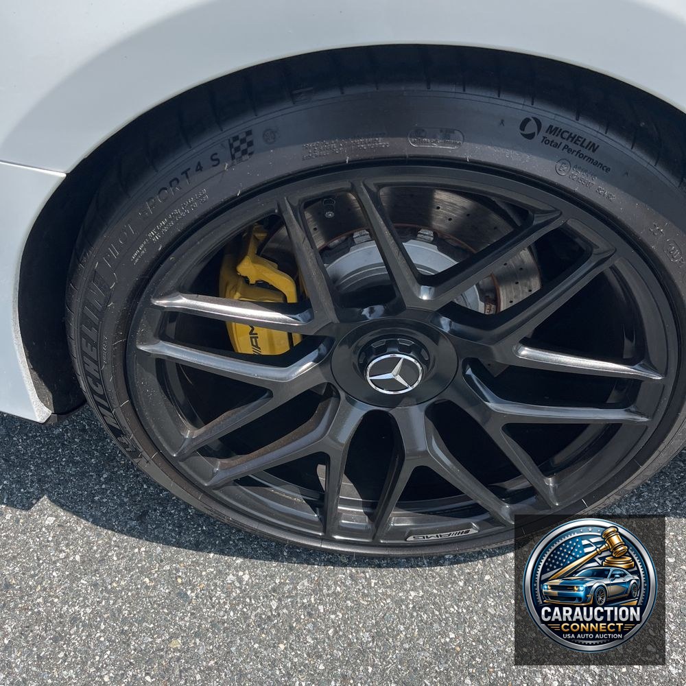 2021 Mercedes-Benz AMG GT 63