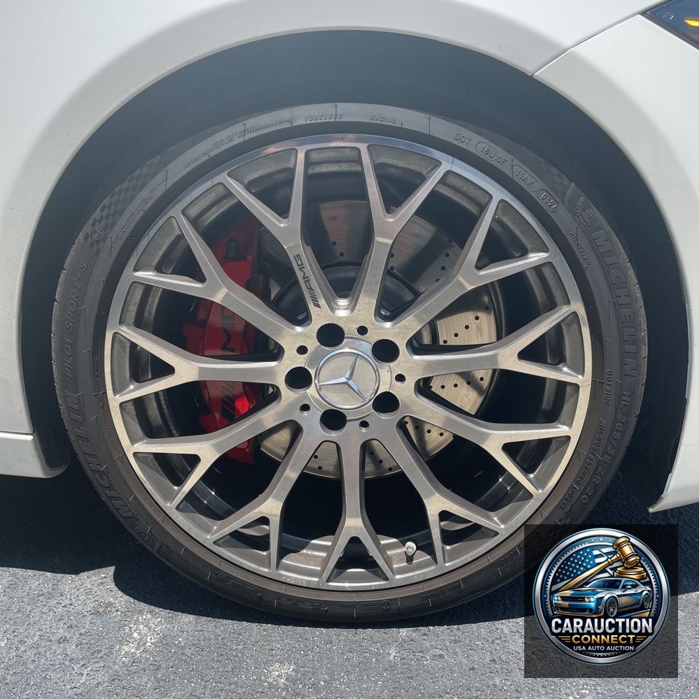 2024 Mercedes-Benz C-Class AMG C 63 S E Performance