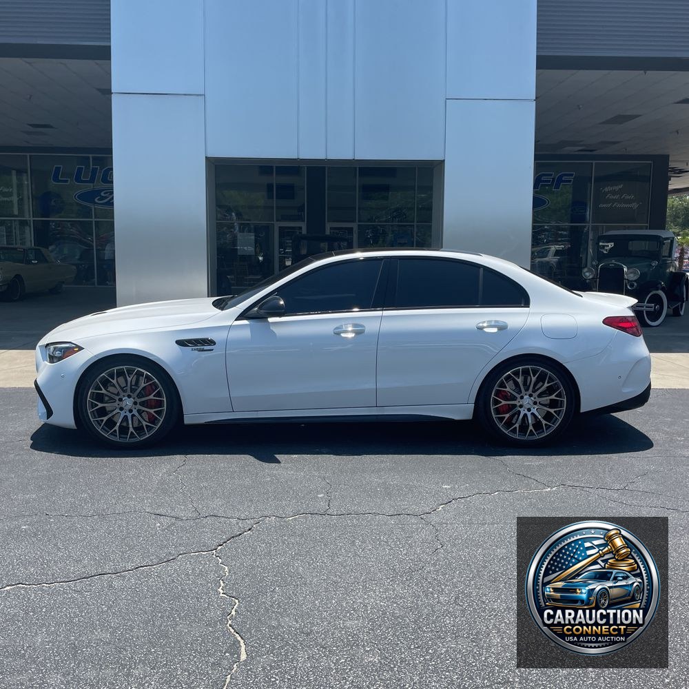 2024 Mercedes-Benz C-Class AMG C 63 S E Performance