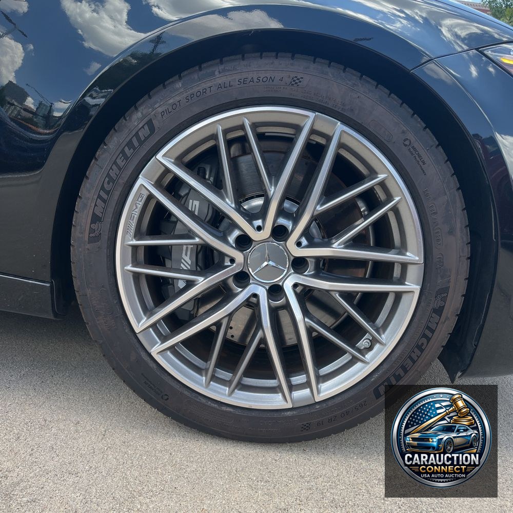 2024 Mercedes-Benz C-Class AMG C 63 S E Performance