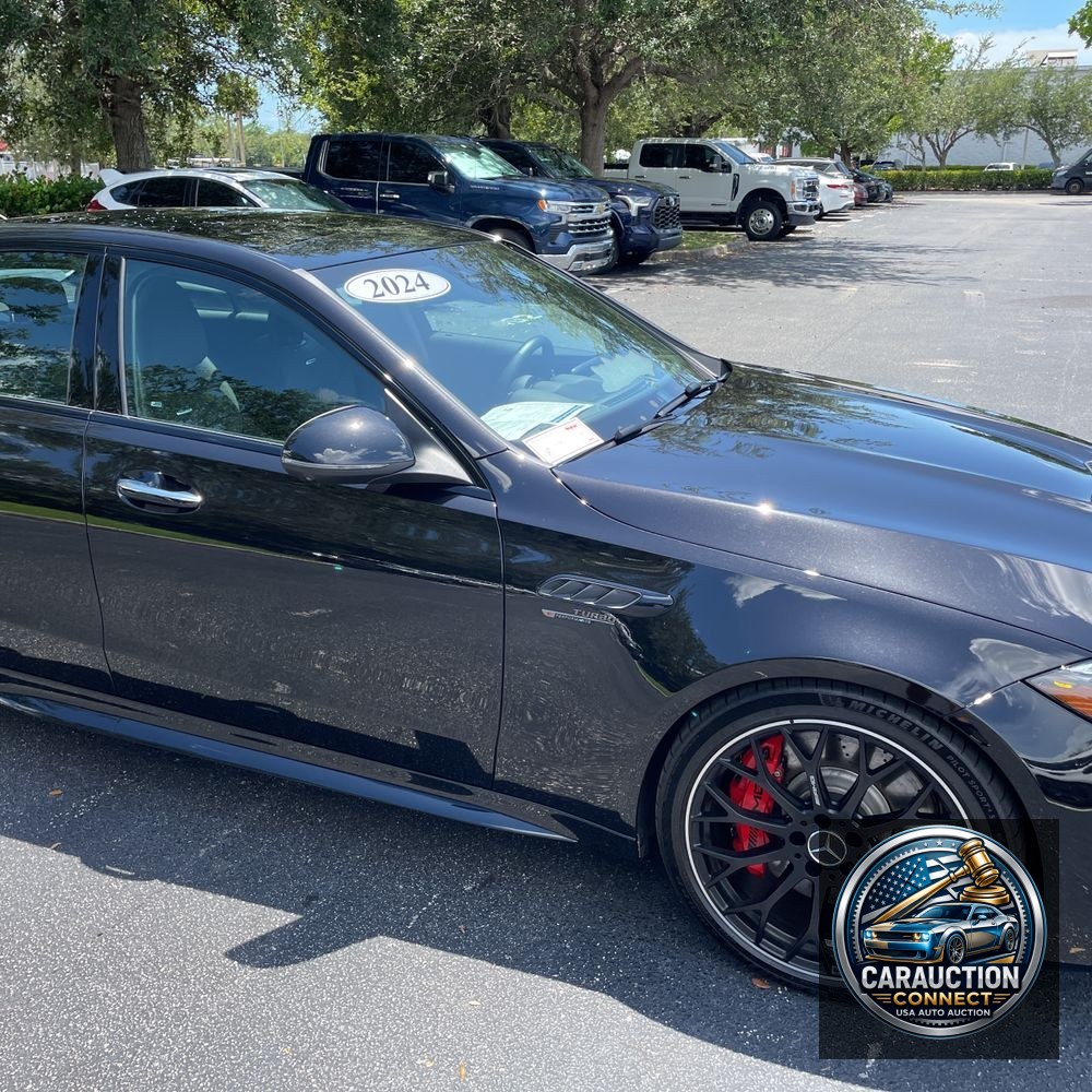 2024 Mercedes-Benz C-Class AMG C 63 S E Performance