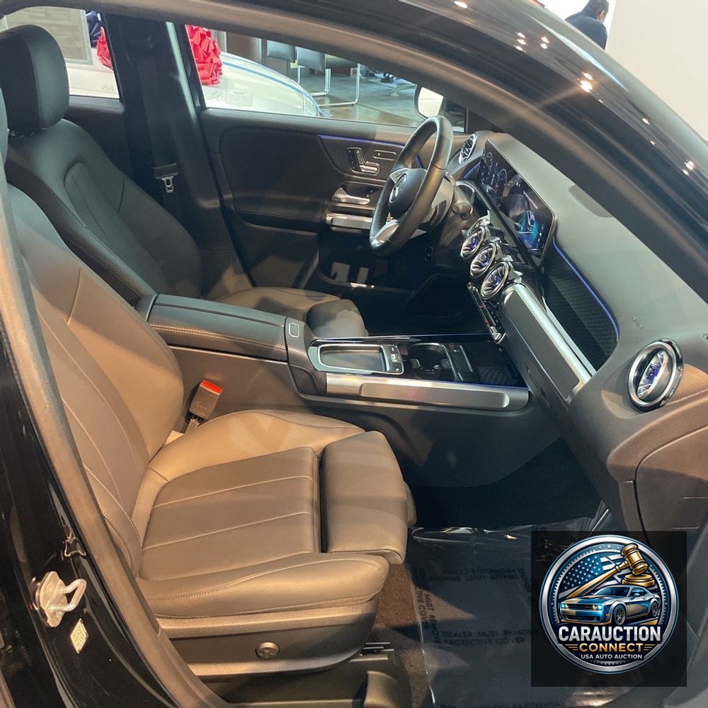 2025 Mercedes-Benz GLB GLB 250