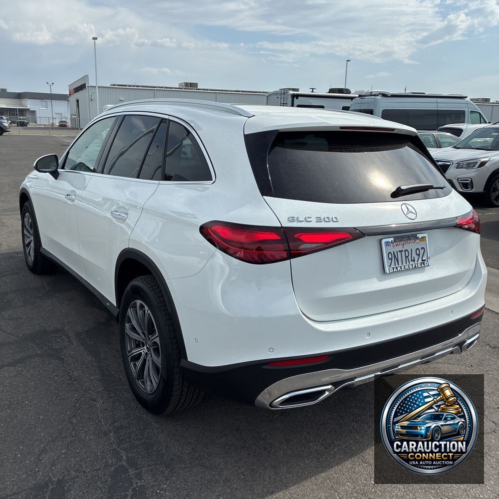 2025 Mercedes-Benz GLC GLC 300