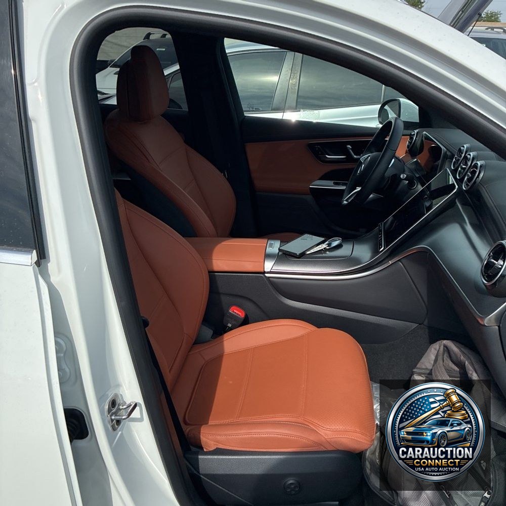 2025 Mercedes-Benz GLC GLC 300