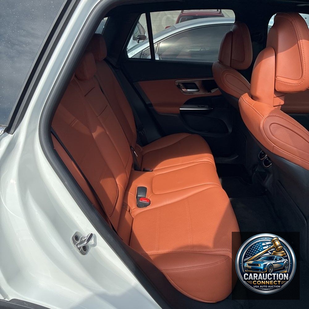 2025 Mercedes-Benz GLC GLC 300