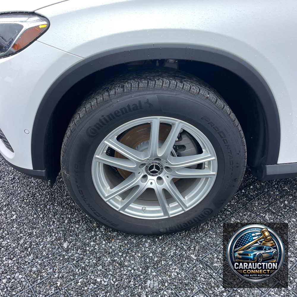2025 Mercedes-Benz GLC GLC 300 4MATIC