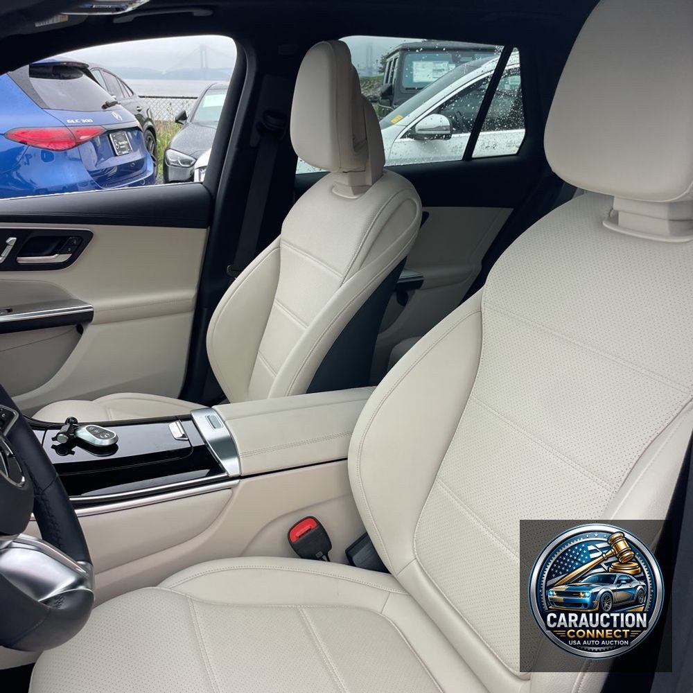 2025 Mercedes-Benz GLC GLC 300 4MATIC